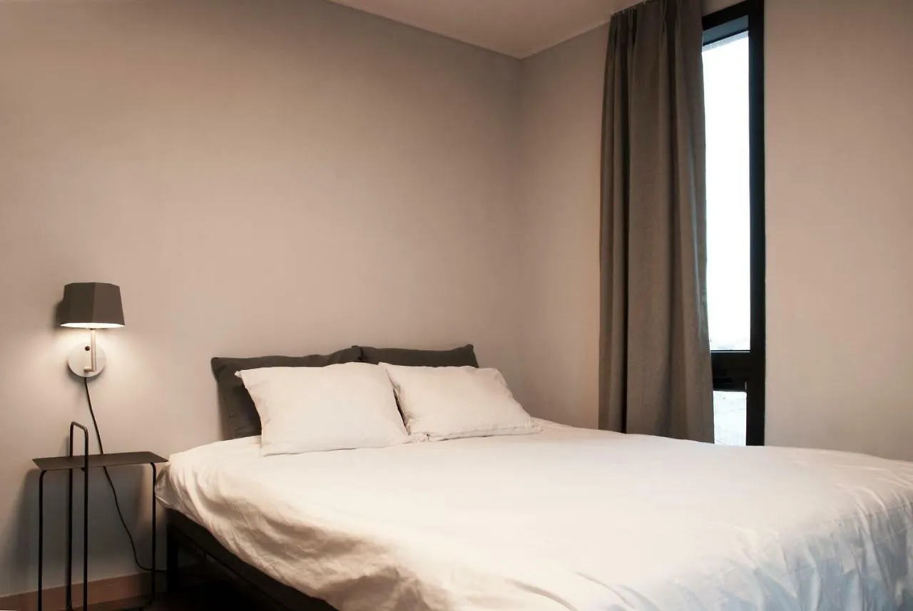 Hotel Bed Radio Dongmoon Jeju Gasthof